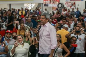 Read more about the article Eleições 2022 – Cumprindo agenda em Barreiras, Jerônimo afirma que oposição está cansada e não aguenta a correria