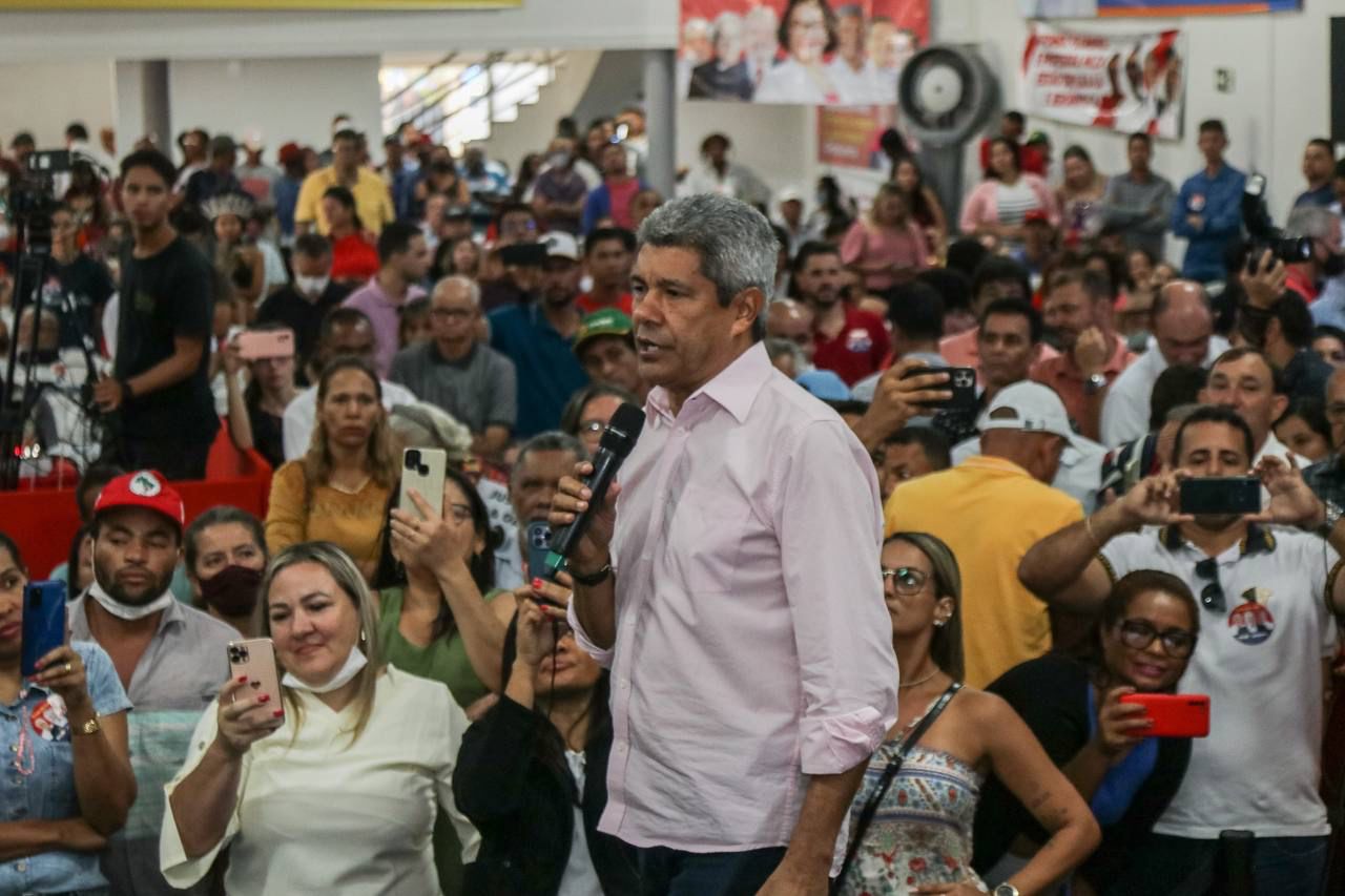 You are currently viewing Eleições 2022 – Cumprindo agenda em Barreiras, Jerônimo afirma que oposição está cansada e não aguenta a correria