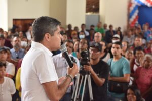 Read more about the article ACM Neto diz que PT volta ao passado para tentar justificar problemas da Bahia: “16 anos não é tempo suficiente?”