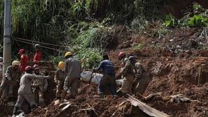 Read more about the article Chuvas no nordeste –  34 pessoas já perderam a vida em enchentes em Pernambuco