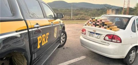 You are currently viewing Segurança Pública – PRF na Bahia apreende quase 35 Kg de pasta base de cocaína na BR 116