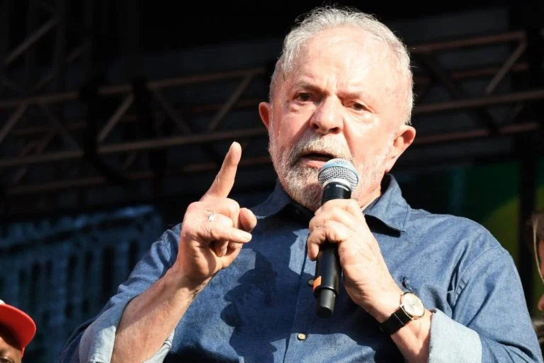 You are currently viewing Partido Liberal aciona TSE contra PT e Lula por campanha antecipada
