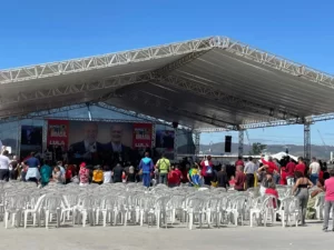 Read more about the article Com baixa adesão, pré-camapanha de Lula-PT em Minas Gerais deixa a desejar