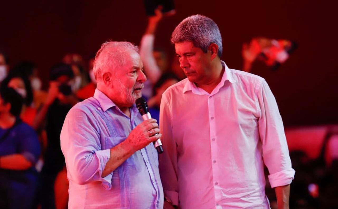 You are currently viewing No Twitter, Jerônimo critica pré-candidatos de Bolsonaro na Bahia: “silêncio diante da fome é covardia”