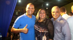 Read more about the article Denize Barbosa marca presença em evento com ACM Neto em Mata de São João