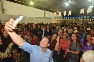 Read more about the article Em pré-campanha, João Roma cumpre agenda em Jacobina, Pojuca, Alagoinhas e Santa Bárbara durante o final de semana