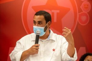 Read more about the article Desprezando cenário político atual, presidente do PT na Bahia avalia que Jerônimo Rodrigues segue bem na disputa