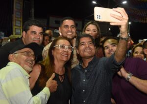 Read more about the article Na abertura do São João de Itaberaba, ACM Neto destaca retorno da festa e apoio do prefeito Ricardo Mascarenhas