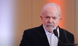 Read more about the article Ex-contador de Lula é suspeito de lavar dinheiro com o PCC