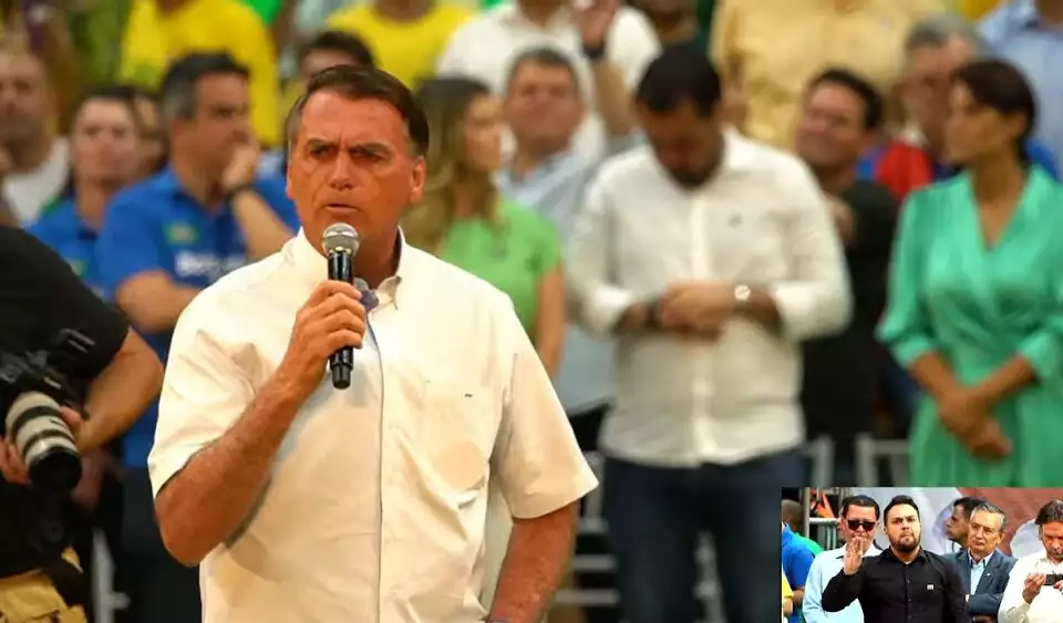 You are currently viewing Convenção do PL oficializa candidatura de Bolsonaro à reeleição