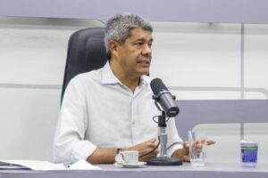 Read more about the article Jerônimo critica IPTU abusivo de ACM Neto, que aumentou desemprego em Salvador