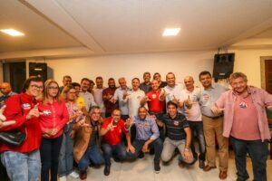 Read more about the article Com participação de Rui Costa, Jerônimo reúne prefeitos em Jacobina: “cada vez mais confiantes”