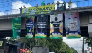 Read more about the article Feira de Santana recebe enumeras caravanas de apoiadores do presidente Bolsonaro