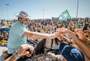 Read more about the article Lula perde sustentação no nordeste. Bolsonaro atinge 31% dos votos validos da região considerada reduto petista, diz pesquisa Genial/Quaest