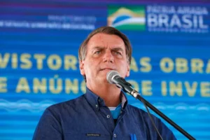Read more about the article Bolsonaro faz campanha hoje em Barreiras e Guanambi em busca de votos dos baianos