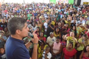 Read more about the article ”O que me diferencia dos meus adversários é que tenho disposição para enfrentar os problemas da Bahia”, diz ACM Neto