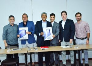 Read more about the article Jerônimo defende fortalecimento do diálogo em encontro com representantes do setor imobiliário baiano