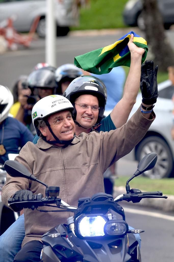 You are currently viewing Bolsonaro chega sábado pela manhã a Vitória da Conquista