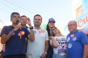 Read more about the article ACM Neto recebe apoio de prefeito de Maracás, Soya Novaes