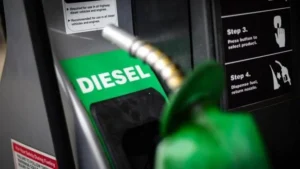 Read more about the article Preço do diesel nos postos do Brasil recua mais de 2% em outubro, diz pesquisa