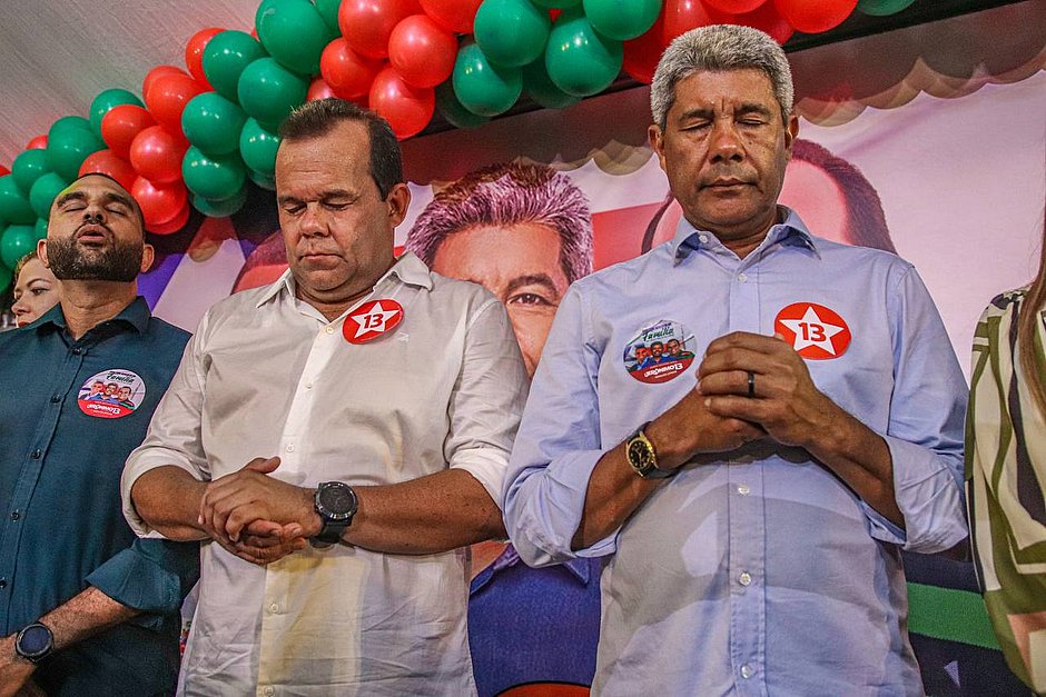 You are currently viewing PT tenta evitar voto ‘LulaNeto’ e permite que aliados deem apoio a Bolsonaro