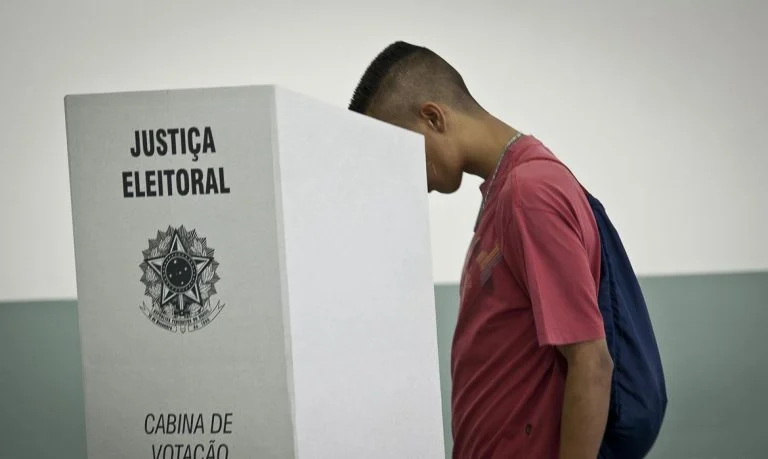 You are currently viewing Eleições: candidatos não podem ser presos a partir de sábado (15)