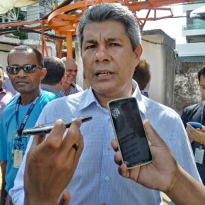 Read more about the article Jerônimo Rodrigues, governador eleito, adia anúncio de secretários para a próxima semana 