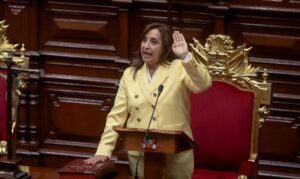 Read more about the article Dina Boluarte é a primeira mulher presidente do Peru