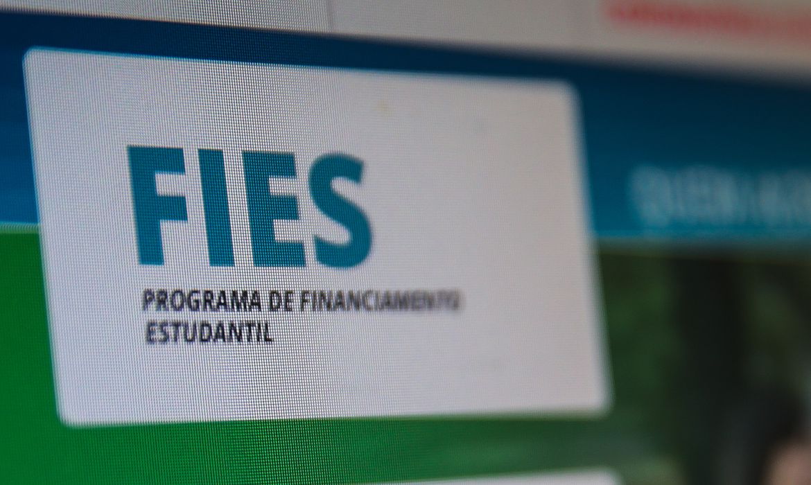 You are currently viewing FIES: Última semana para renegociar dívidas com até 99% de desconto