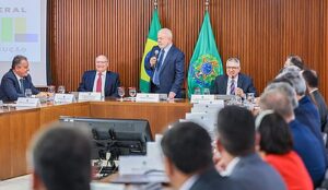 Read more about the article Lula recebe Olaf Scholz, chanceler alemão, e tem encontro com ministros nesta segunda-feira