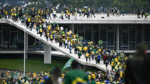 Read more about the article Manifestantes contra Lula invadem Congresso, Planalto e STF em Brasília