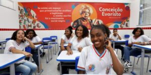 Read more about the article Rede estadual inicia ano letivo na próxima segunda-feira (6) com mais de 660 mil estudantes