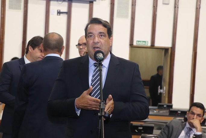 Read more about the article Deputado defende fim do modelo híbrido na Assembleia Legislativa da Bahia