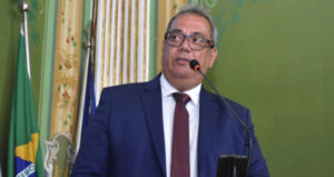 Read more about the article Presidente da Câmara Municipal de Salvador, Carlos Muniz, quer combater furto de cabos e fios metálicos em Salvador